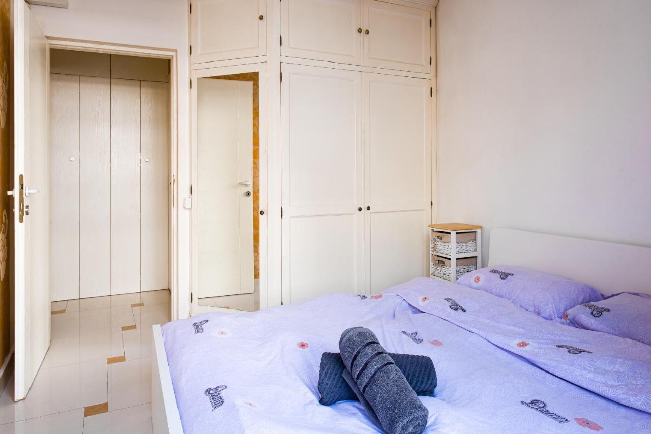 Central 2Br Apartment With Balcony - Italian Church & City View Bukarest Exterior foto