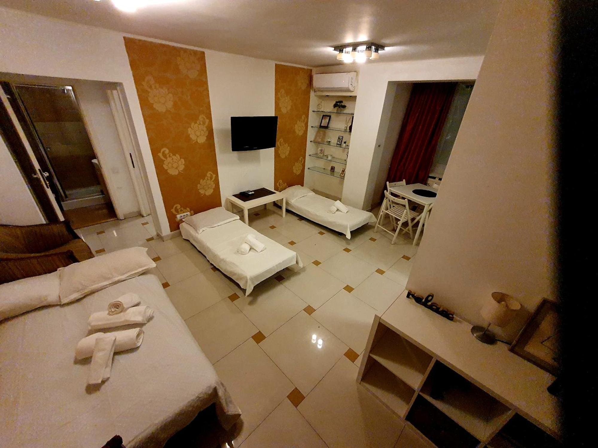 Central 2Br Apartment With Balcony - Italian Church & City View Bukarest Exterior foto